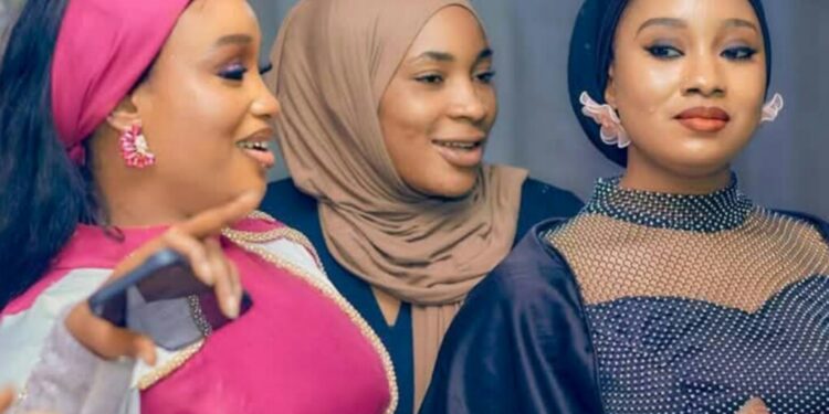 Manyan Jaruman Kannywood Mata Masu Shekaru Sama da 30 da Har Yanzu Ba Su Taɓa Yin Aure Ba