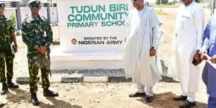 Sojojin Najeriya Sun Gina Sabuwar Makaranta a Tudun Biri, Kaduna – Bayan Kuskuren Hari Lokacin Maulidi