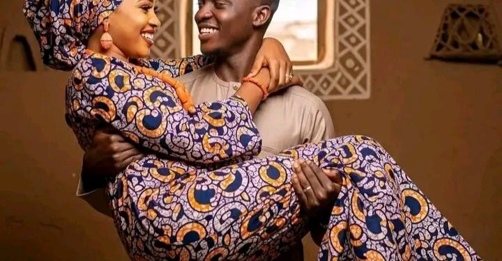 YADDA MACE ZA TA ZAMA MAI ROMANTIC A AURE