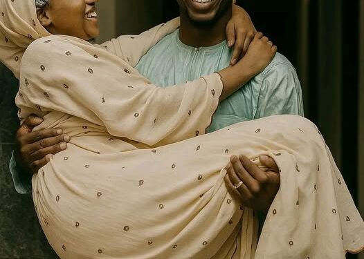 Yadda Zaka Gamsar da Matarka Ta Hanyar Wasannin Jimai (Foreplay)