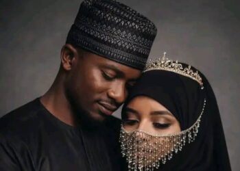 Yadda Ake Saduwa Da Iyali Cikin Ladabi Da Girmamawa