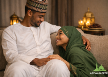 Idan Matar Ka Na Cikin Al’ada: Wanne Ya Fi Rashin Illa Tsakanin Wasa/Murza Azzakarin Ka Ko Tasha?