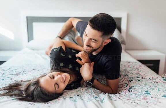 Hanyoyin Motsawa Miji Sha’awa Ba Tare Da Kin Kusance Shi Kai Tsaye Ba