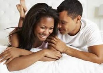 Maganin Hana Kishiya: Yadda Zaki Yi Wasa Da  Nonon Mijin Ki