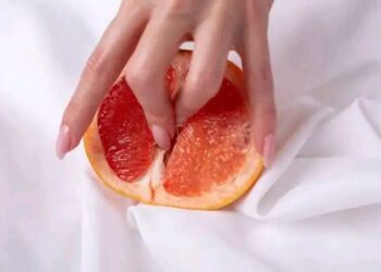 Ka Koya Saka Hannu A Farjin Matarka Na Minti 5 Kafin Fara Jima’i