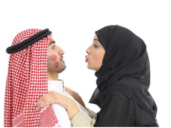 Abubuwa 5 Da Ke Sa Budurwa Ta Kamu Da Soyayyarka Ba Tare Da Ka Wahala Ba